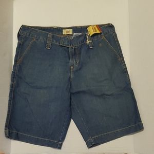 NWT: Levi's Denim Shorts